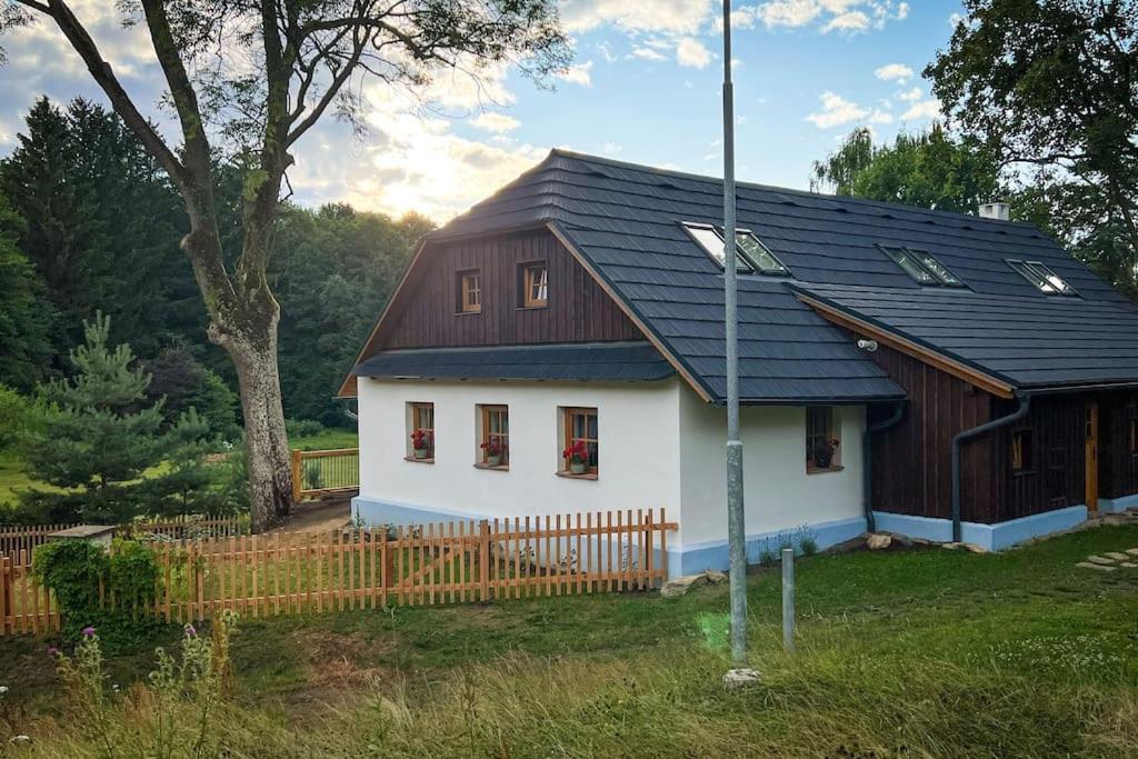 Hamerska Chaloupka Hlinsko Esterno foto